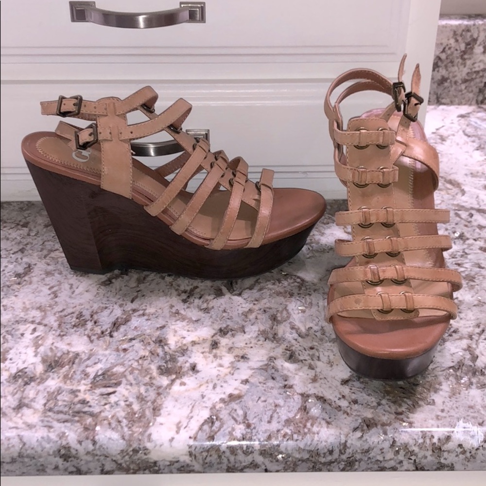 Tan Wedge
